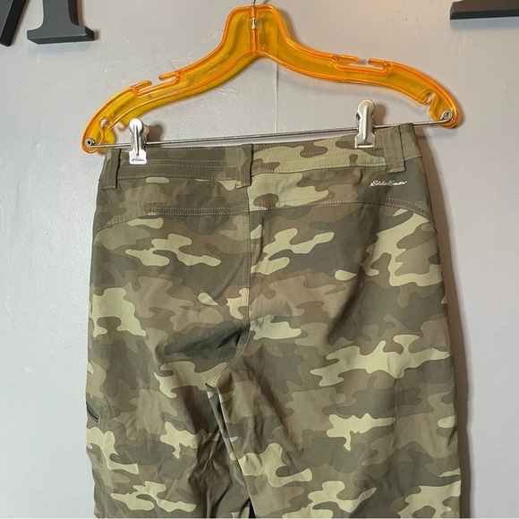 Eddie Bauer Travex Capri Pants Womens 4 Slightly Curvy Straight Leg Camo Nylon - Picture 6 of 10